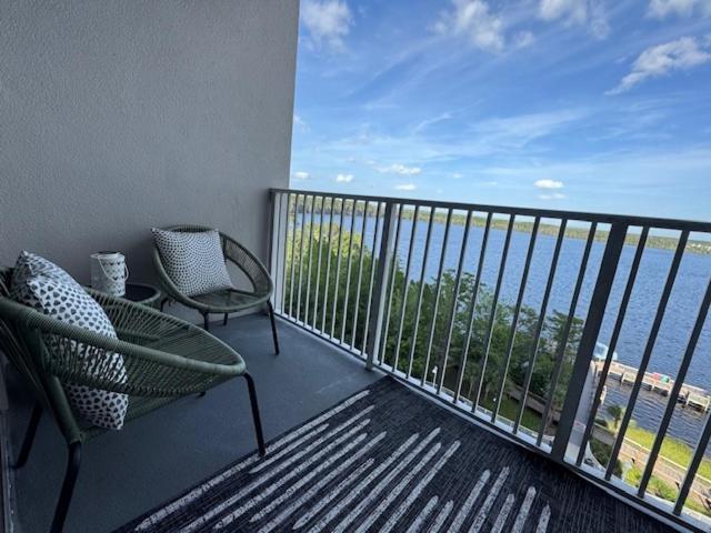 Apartment Fourth Level Views At Blue Heron